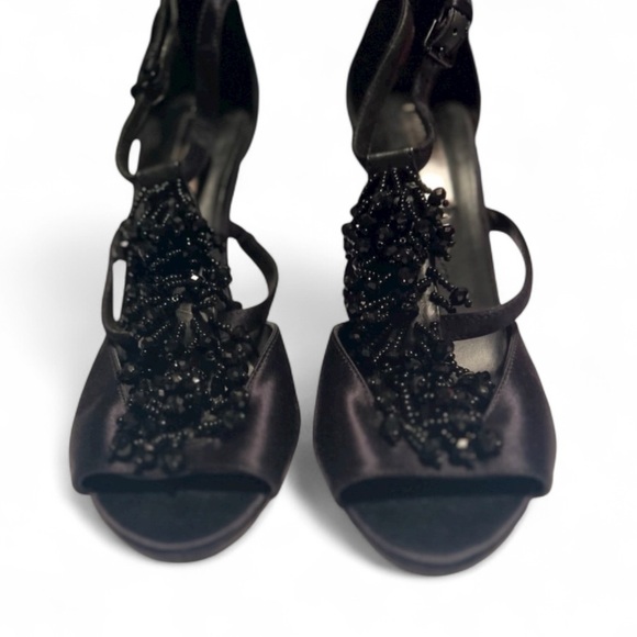 BCBGMaxAzria Shoes - BCBG MAXARIA Black Heels